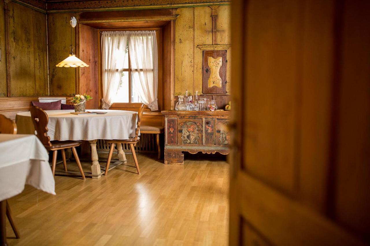 Pension An Der Linde Algund Buitenkant foto